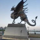 Статуи возле  Центра семьи Казан "Чаша" 1