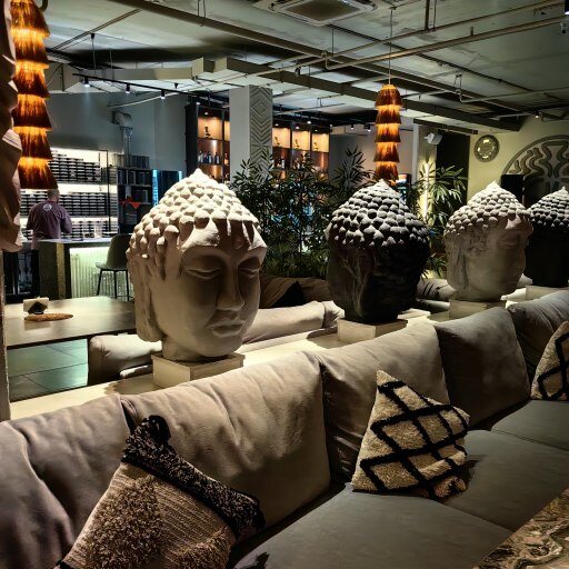 Интерьер в кальянной Buddu Lounge