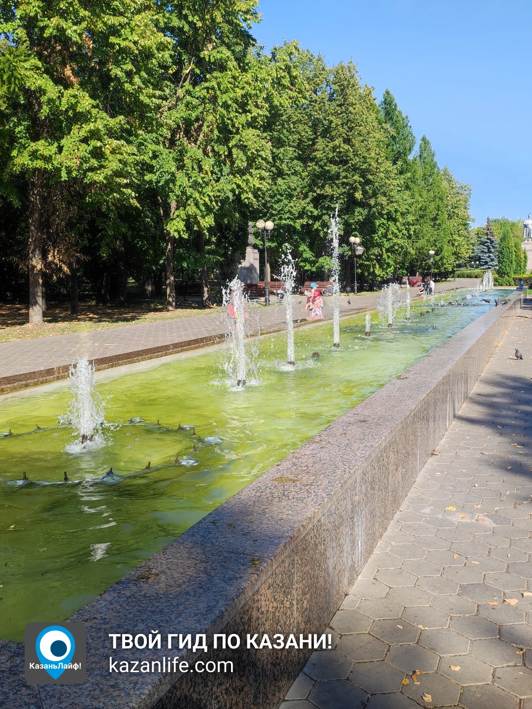Фонтан в парке Крылья советов