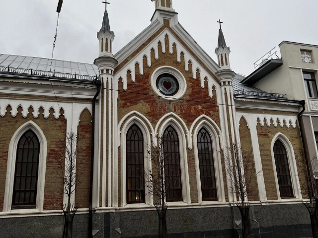Церковь Святой Екатерины на Карла Маркса, 26
