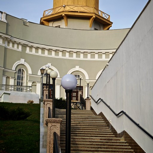 Дворик в саду КФУ 4
