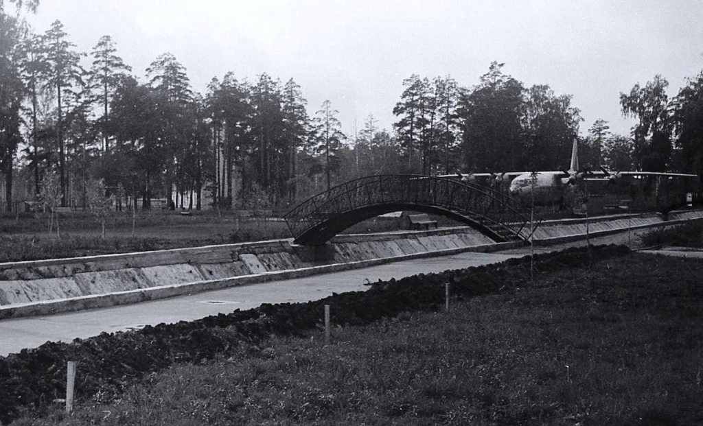 Самолёт Антошка в парке Урицкого в 1980 годы