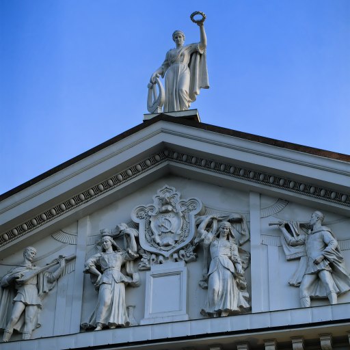 Татарский государственный академический театр оперы и балета имени Мусы Джалиля на площади Свободы 2