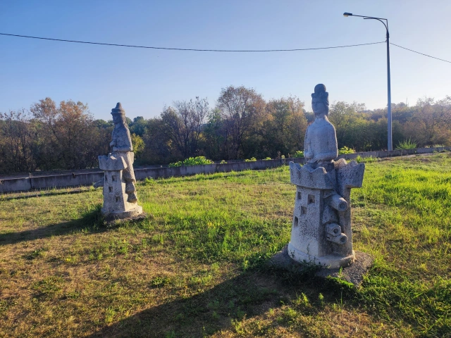 Скульптура возле Казанского порохового завода