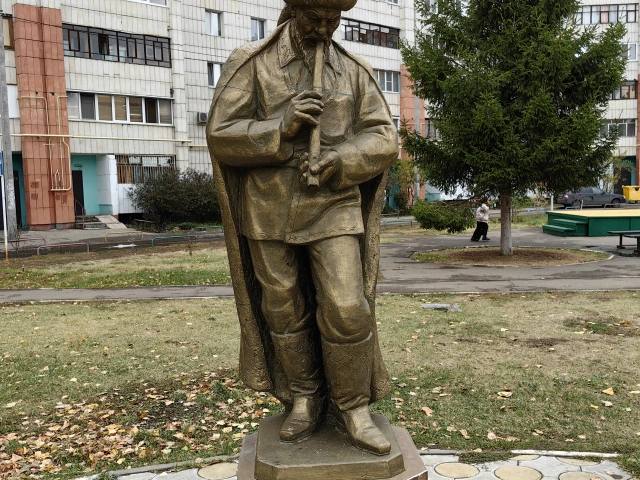 Скульптурная композиция "Четыре музыканта" на Проспекте Ямашева