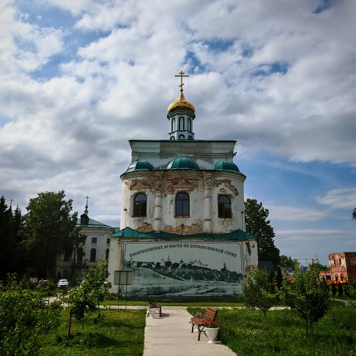 Архиерейское подворье 0