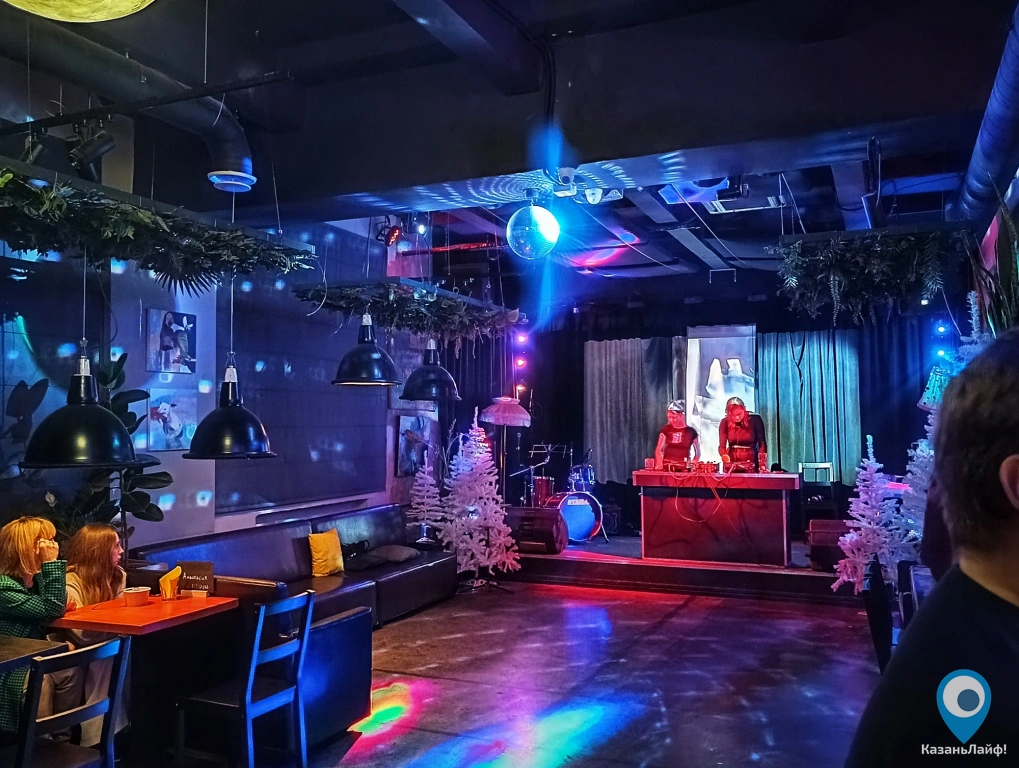 Интерьер в баре Ща