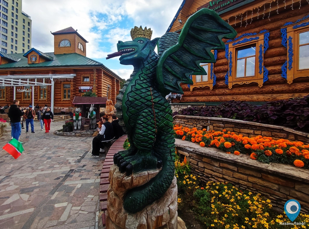 Скульптура Дракон Зилант в Туган авылым