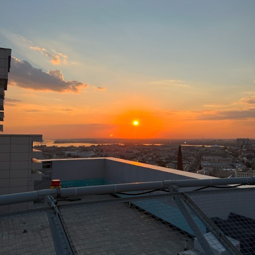 Смотровая: вертолетная площадка на крыше отеля Grand Kazan Hotel 0