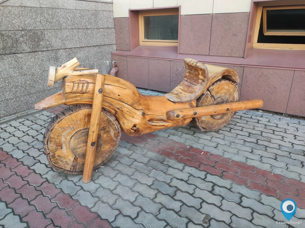 Мотоцикл из дерева на Абсалямова