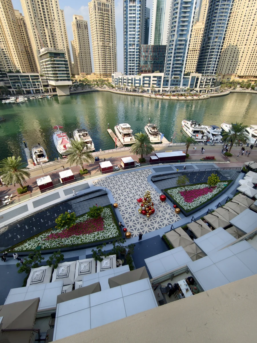 Смотровая в ТЦ Дубай Марина Молл Смотровая в ТЦ Дубай Марина Молл