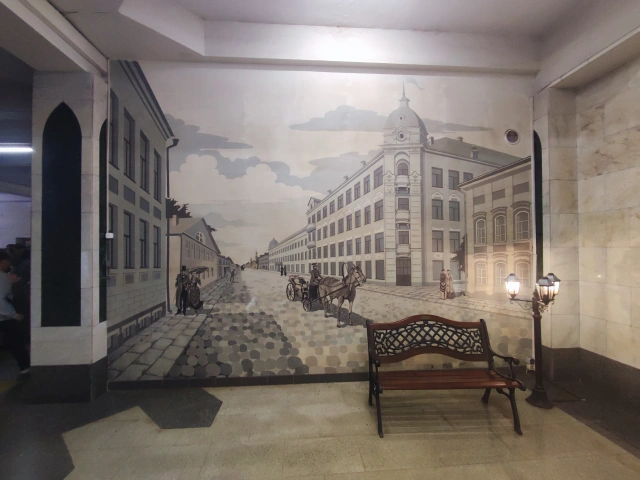 Рисунок на стене в метро на станции Площадь Габдуллы Тукая