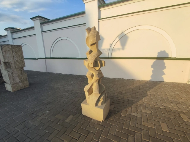 Скульптура Абстракция в Казанском Кремле