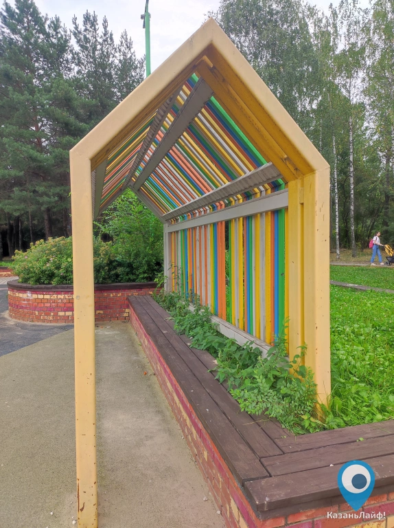 Деревянная инсталляция в парке Калейдоскоп